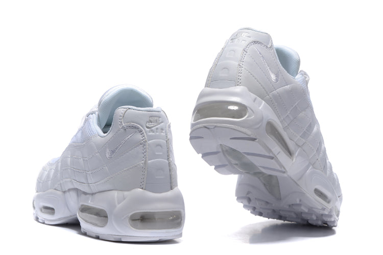 Air Max 95 “Triple White” Sob encomenda