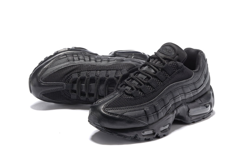 Air Max 95 “Triple Black” Sob encomenda