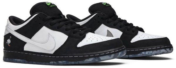TÊNIS NIKE SB DUNK LOW PRO X JEFF STAPLE ' PANDA PIGEON '